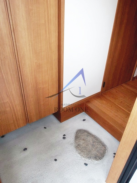 森田屋石亭 桐の玄関写真