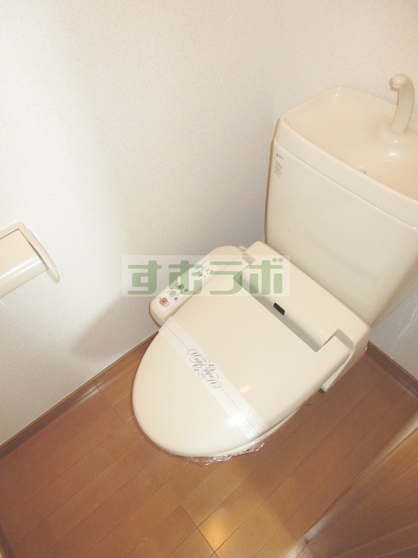 アヴァンセ岩切壱番館のトイレ写真