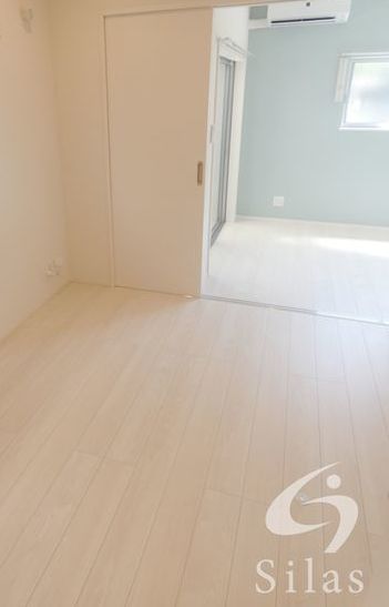 居室・リビング　同仕様