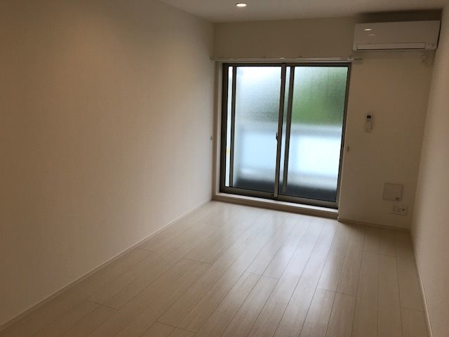 グリーンライン 高田駅 徒歩7分 2階建 築9年の居間写真