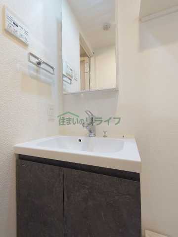 洗面設備　別部屋参考写真です