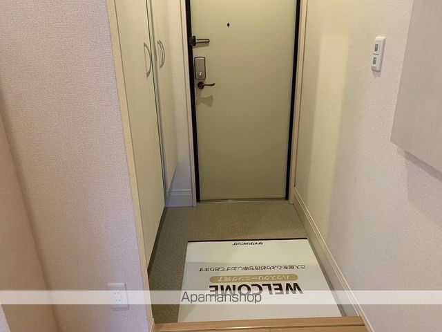 小田急小田原線 海老名駅 徒歩17分 3階建 築12年の玄関写真