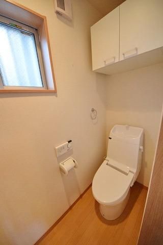 トイレ　★お部屋探しは株式会社タウンハウジング東京まで★
