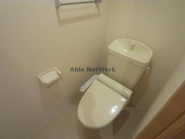 トイレ　※同物件別部屋写真