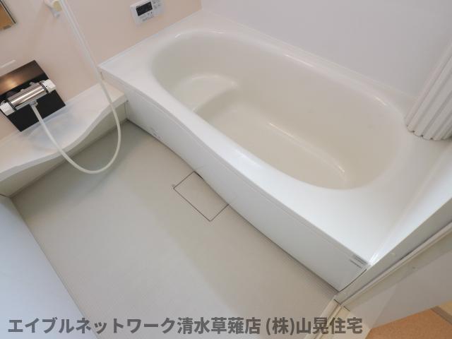 バス・シャワールーム　お風呂です