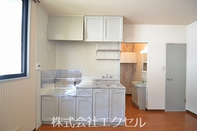 キッチン　お好きなガスコンロを設置できます
