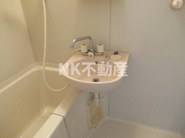 洗面設備　洗面です