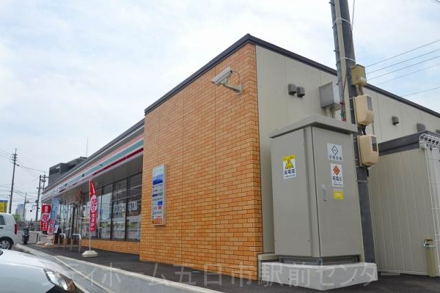 コンビニ　セブンイレブン広島八幡東3丁目店（コンビニ）まで324m