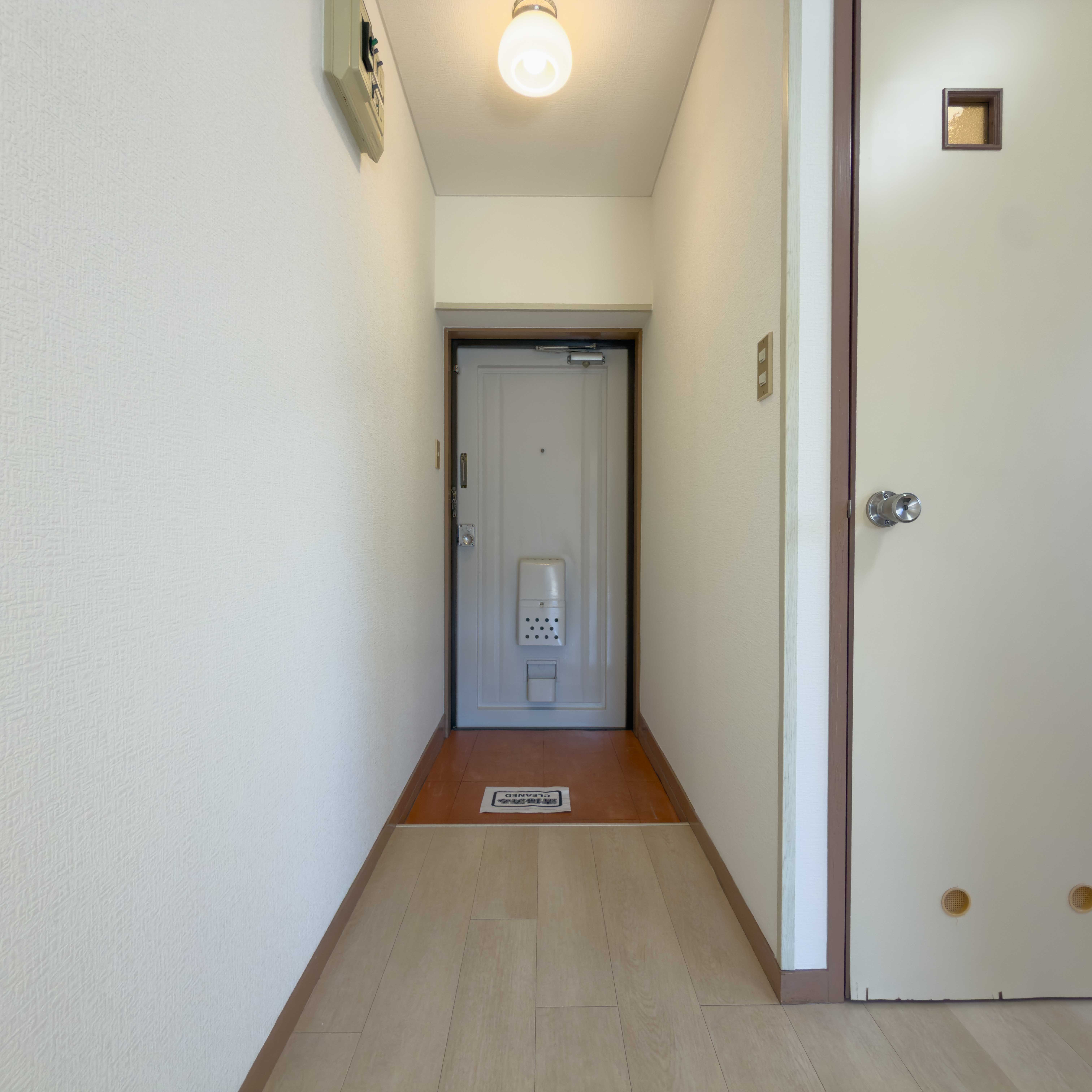 玄関　シューズボックス持込になります。