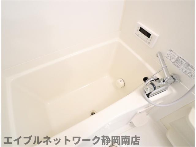 バス・シャワールーム　きれいなお風呂です