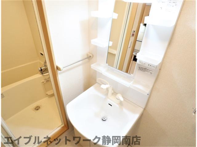 洗面設備　洗面所です