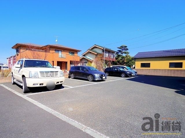 【清瀬市上清戸のマンションの駐車場】