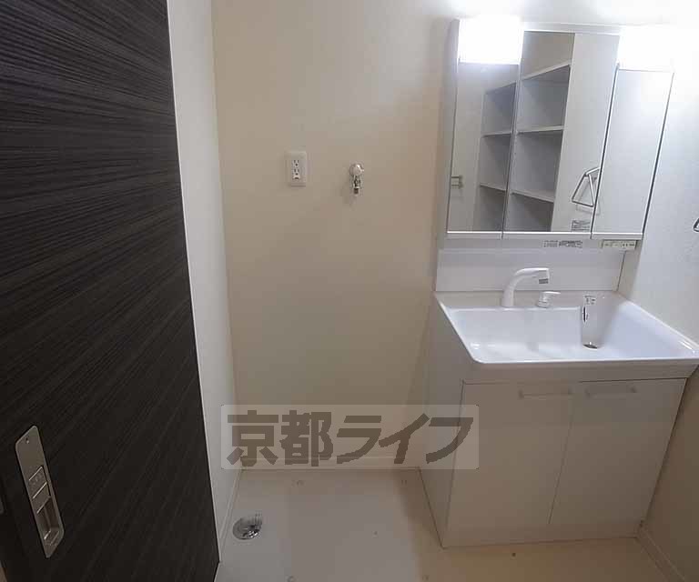 【京都市中京区西ノ京冷泉町のマンションのその他部屋・スペース】