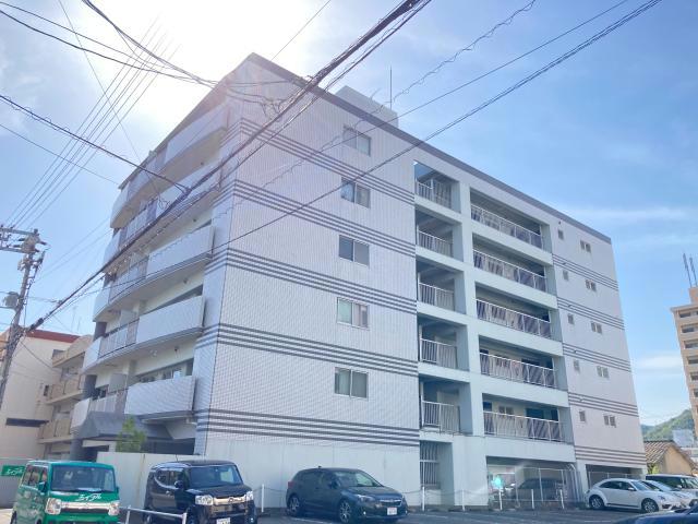 【N麻里布の建物外観】