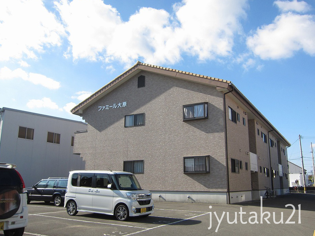 徳島市末広のマンションの建物外観