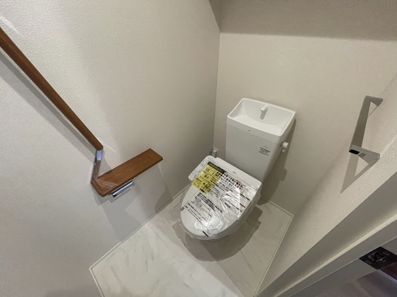 トイレ　※別部屋の写真です