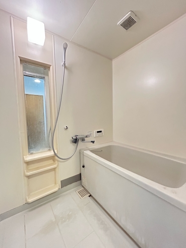 バス・シャワールーム　別部屋参考写真