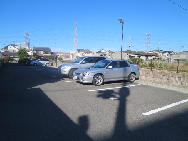 駐車場　駐車場