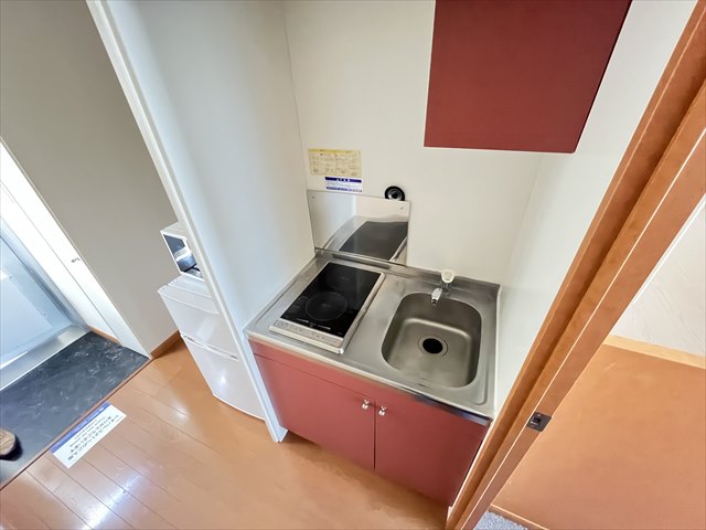 キッチン　オシャレな色調の使いやすいキッチン