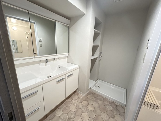 洗面設備　※同じ間取りの別号室のお写真です。