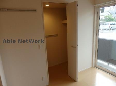 収納　ウォークインクローゼット