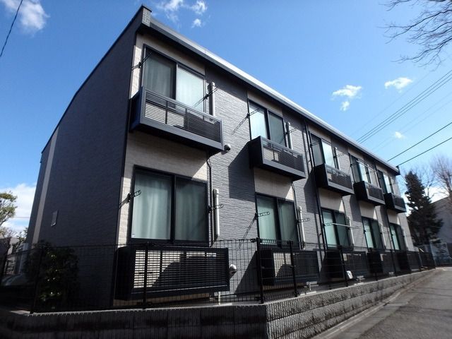 建物外観　★駅の近くですが日当たりも良く落ち着いた環境です♪★