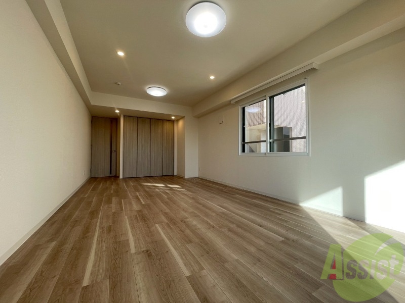 居室・リビング　広々としたリビングですね。使い勝手がよさそうですね！