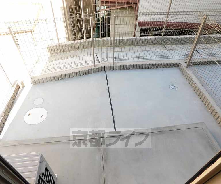 バルコニー　洗濯物よく乾きますよ。
