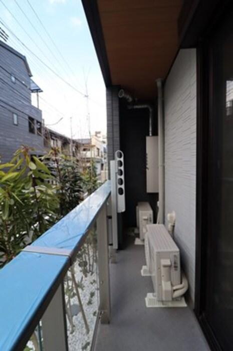バルコニー　テラス