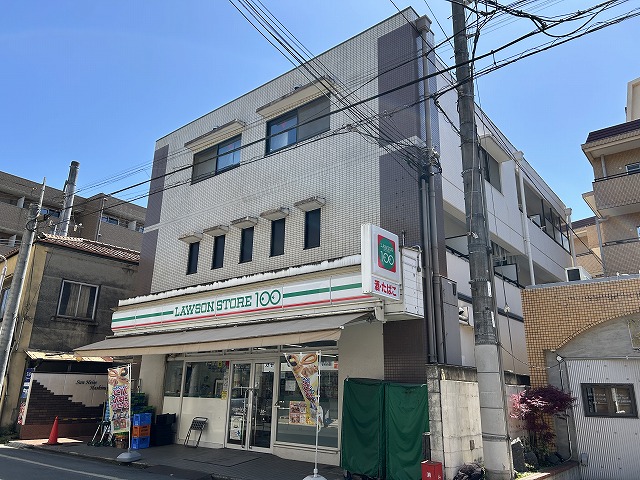 コンビニ　ローソンストア100 一乗寺駅前店（コンビニ）まで34m