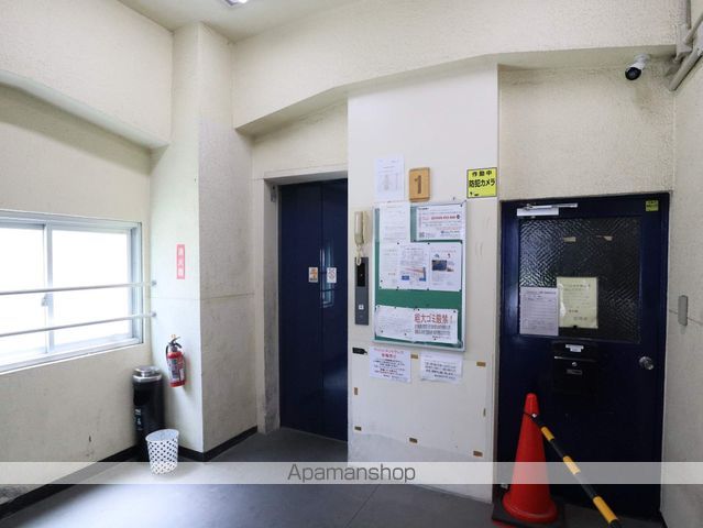 ロビー　ロビー