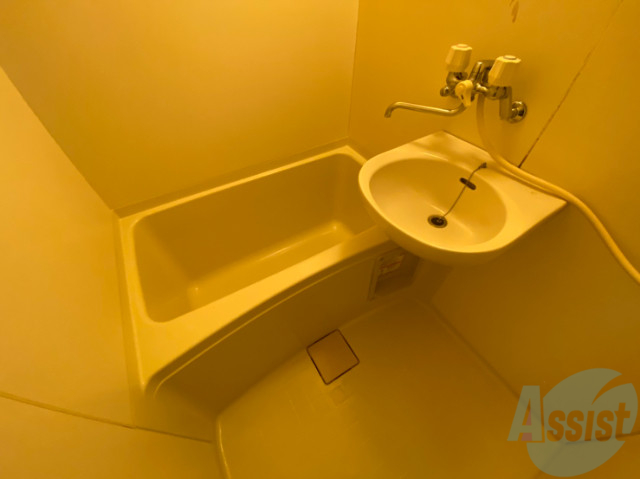 バス・シャワールーム　綺麗な浴槽、まったり出来て疲れも取れますね！