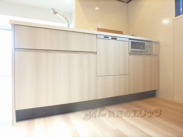 キッチン　収納下部