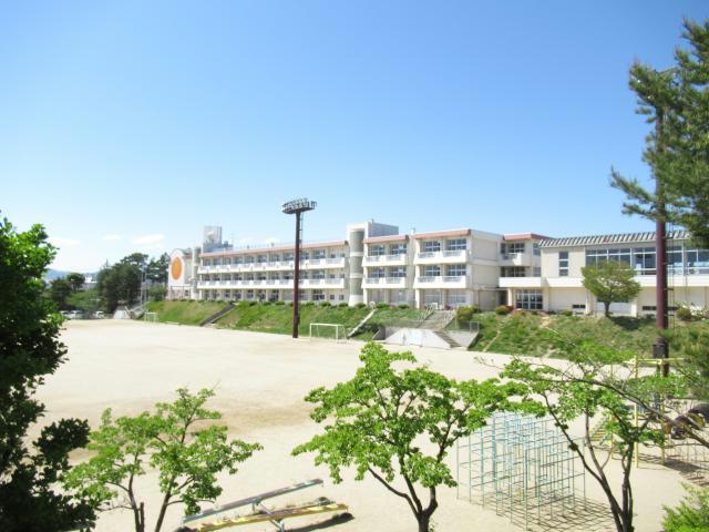 小学校　郡山市立富田東小学校（小学校）まで1337m