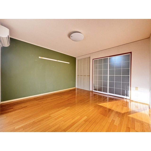 居室・リビング　リビング（同仕様タイプ・現況優先）