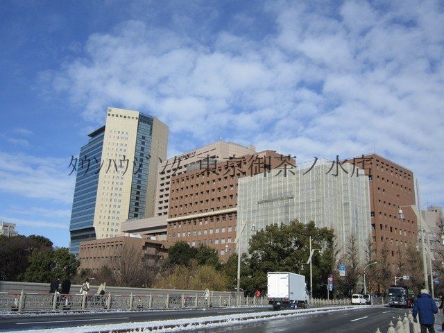 病院　東京医科歯科大学医学部付属病院（病院）まで550m