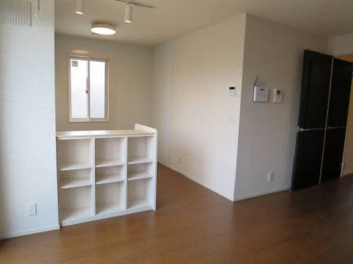 居室・リビング　※別号室参考写真です