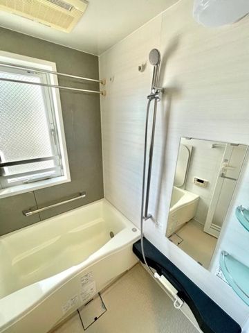 バス・シャワールーム　☆ゆっくりくつろげるお風呂☆