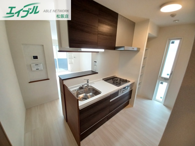 キッチン　同物件別室画像