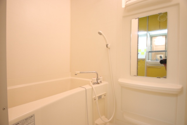 バス・シャワールーム　※別室の参考写真の為、現況優先です。