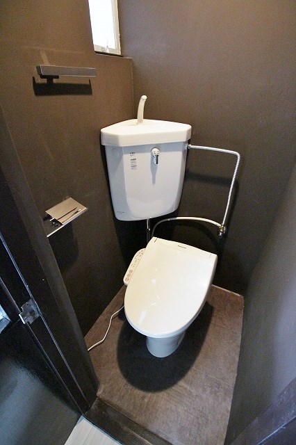 トイレ　ウォッシュレット