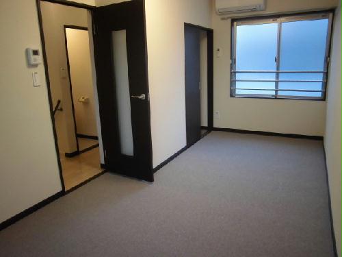 居室・リビング　設備・使用は号室により異なる為、現況を優先致します。