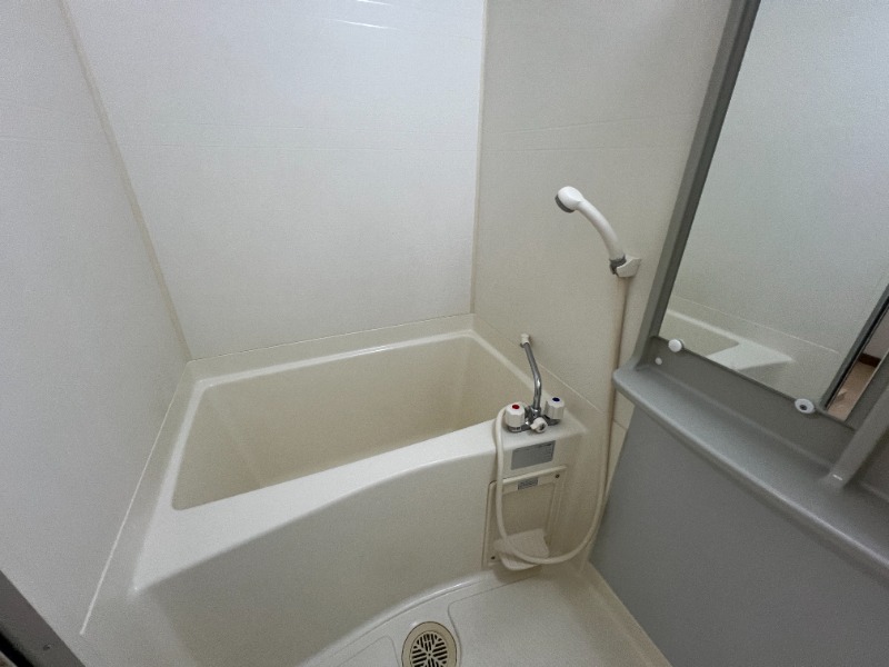 バス・シャワールーム　別号室イメージ