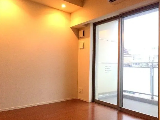 居室・リビング　※別部屋の参考写真です。