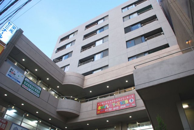 建物外観　外観は落ち着いています