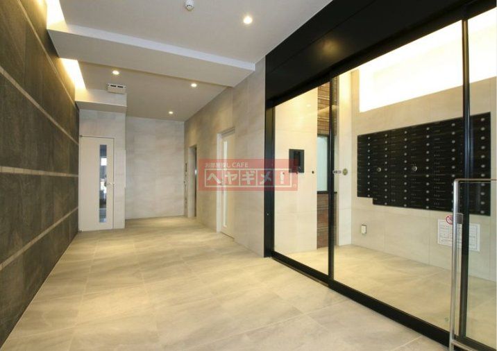 エントランス　エントランス