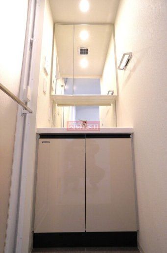 洗面設備　玄関