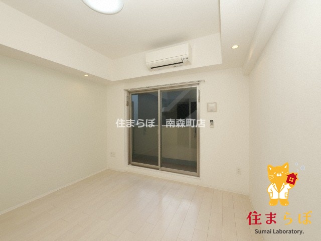 居室・リビング　「“合う暮らし”を、LINEで一緒に描こう。」