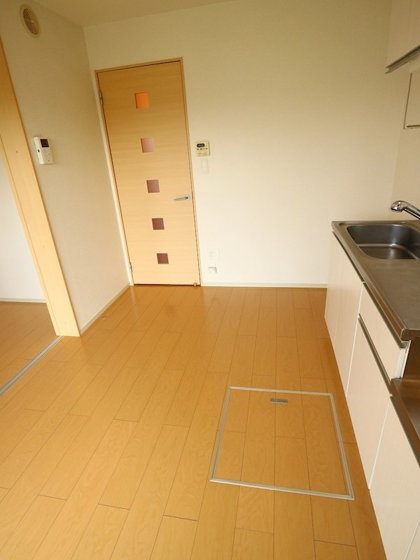 居室・リビング　ハウスメーカー施工。