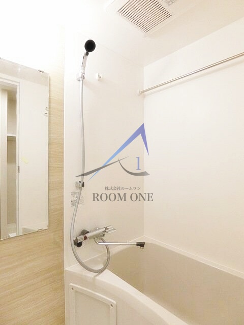 バス・シャワールーム　お風呂です。